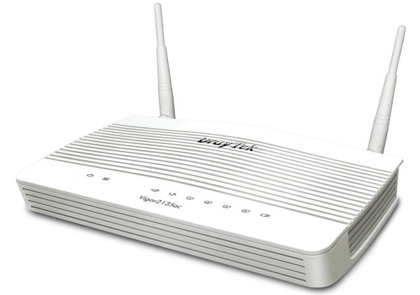 Маршрутизатор DrayTek Vigor2135ac - вигляд з правої сторони